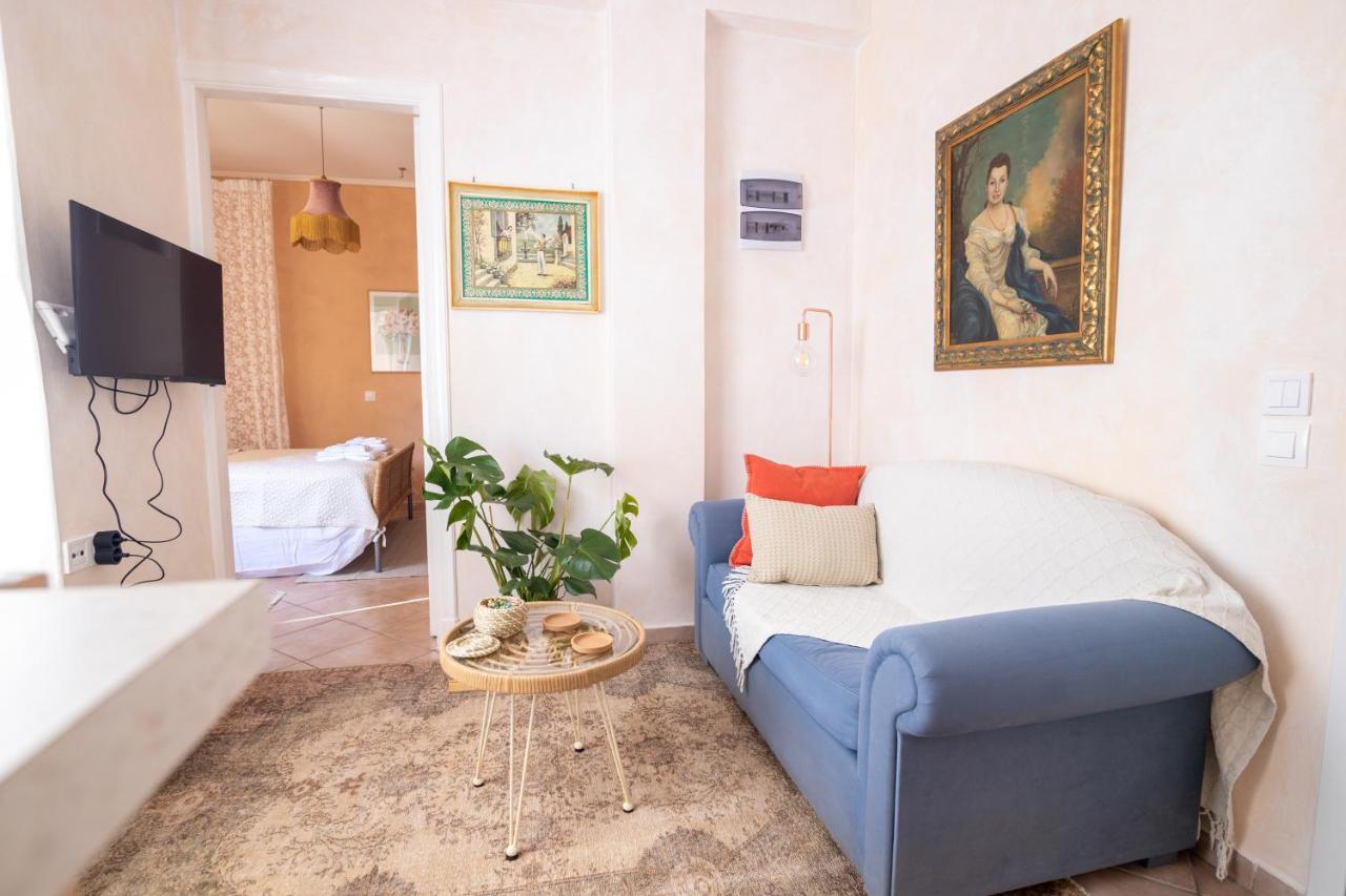 Mediterranean House - 12 Min From Acropolis! Διαμέρισμα Αθήνα Εξωτερικό φωτογραφία