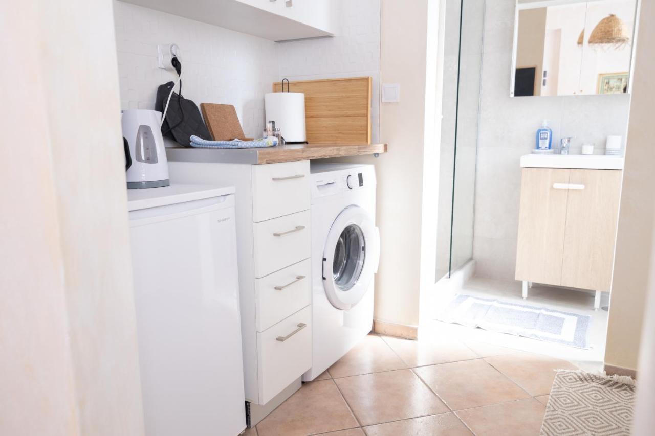 Mediterranean House - 12 Min From Acropolis! Διαμέρισμα Αθήνα Εξωτερικό φωτογραφία