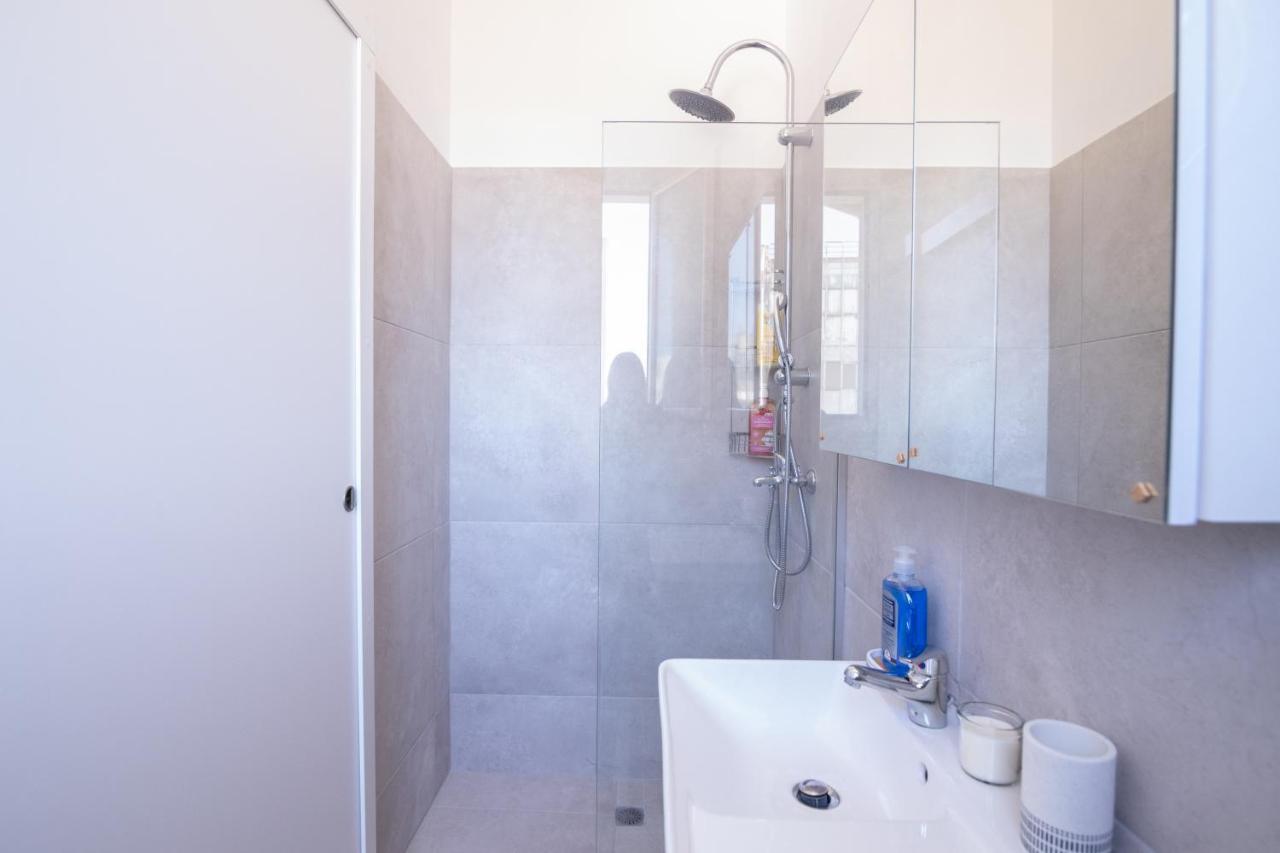 Mediterranean House - 12 Min From Acropolis! Διαμέρισμα Αθήνα Εξωτερικό φωτογραφία